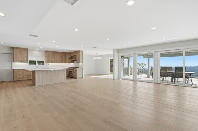 Building Photo - 5527 Burning Tree Dr