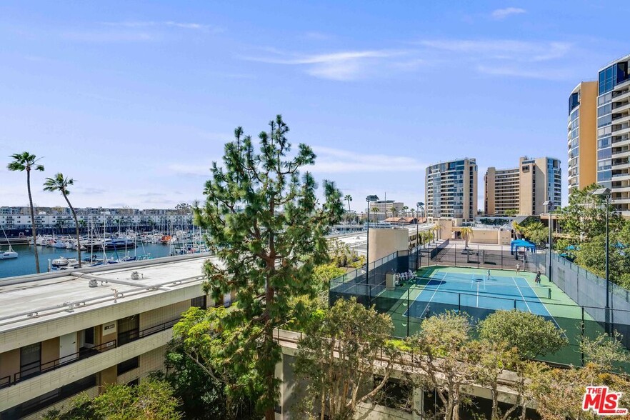 Building Photo - 4316 Marina City Dr