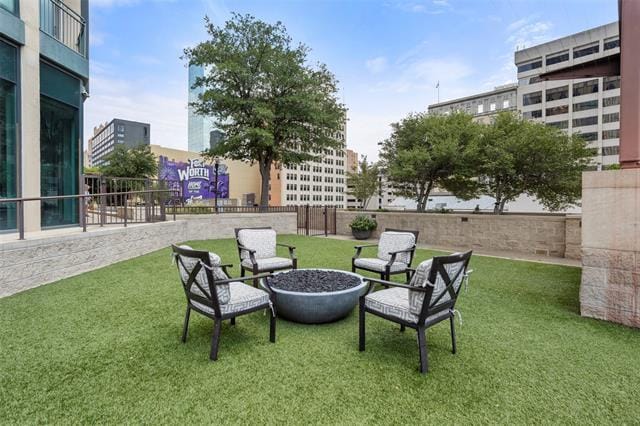 Building Photo - 500 Throckmorton St