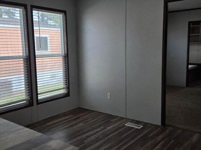 Building Photo - Triangle MHP