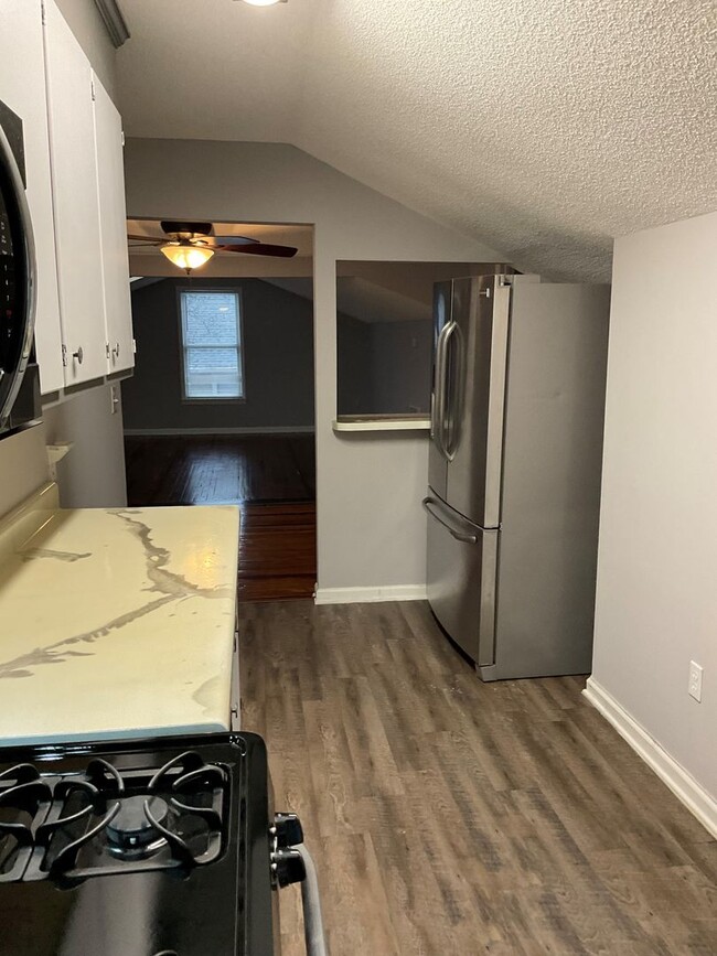 Building Photo - Coming Soon!! Two bedroom one bath apartment in Gastonia!  Section 8 Accepted!!