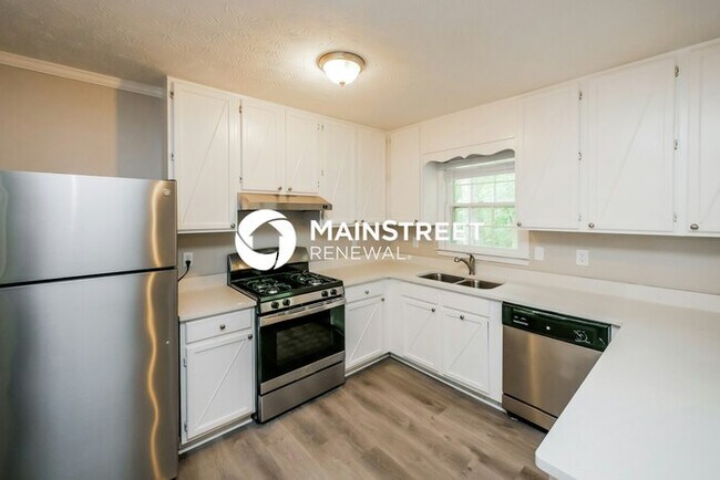 Building Photo - 3 Bedroom Pet-Friendly Home in DALLAS, GA ...