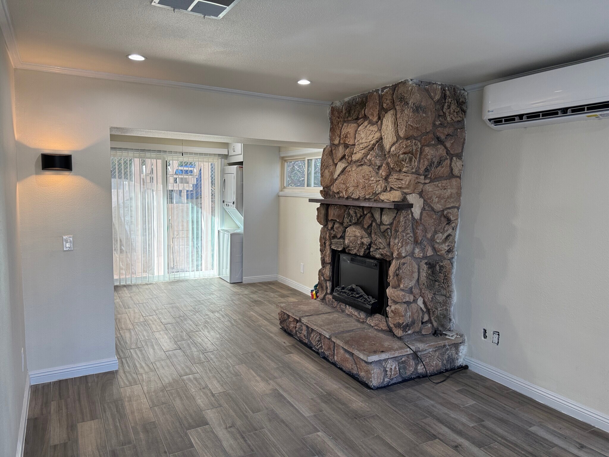 Building Photo - 11256 San Lucas Dr