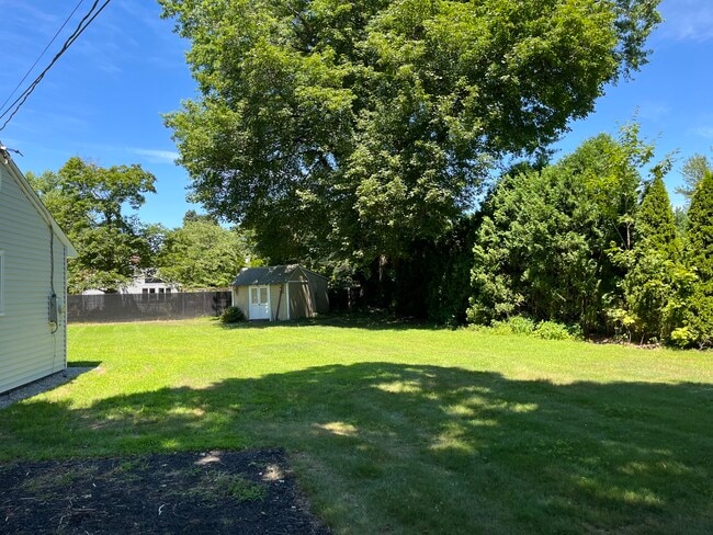 Building Photo - 41 Talcott Rd
