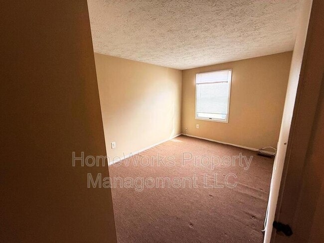 Building Photo - 2517 South Paca St