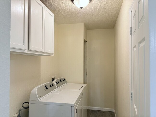 Building Photo - Newly remodeled four bedroom home in Noble