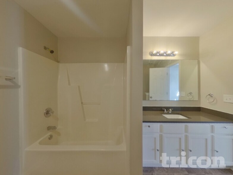 Building Photo - 2363 Wexford Way