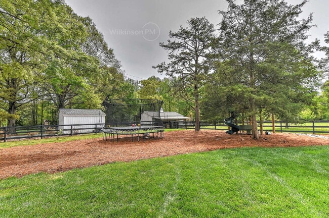 Building Photo - One of the Finest Fully-Furnished Luxury Estates in Marvin, "Architectural Digest" Caliber, for t...