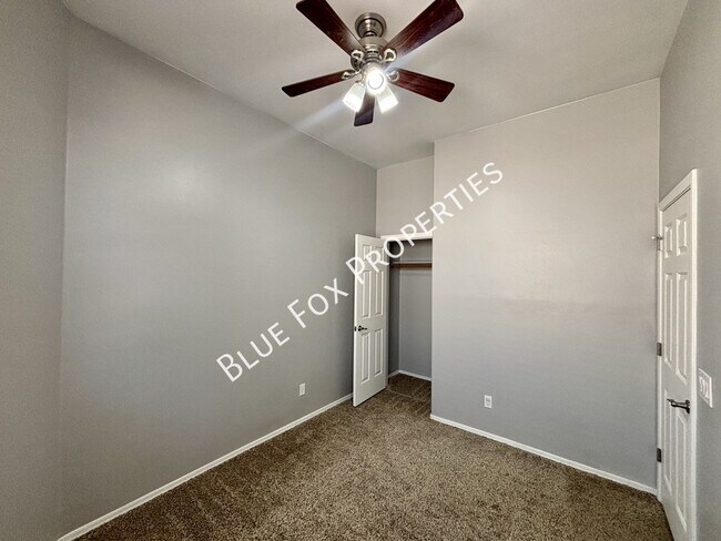 Building Photo - 3715 S Escalante Oasis Pl