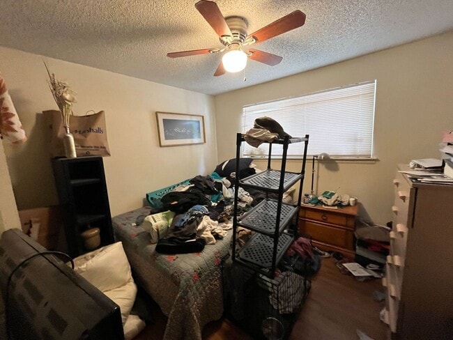 Building Photo - Fantastic Duplex Unit in Loveland