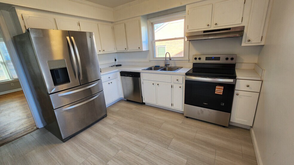 Building Photo - 510 Kingston Hall Ct