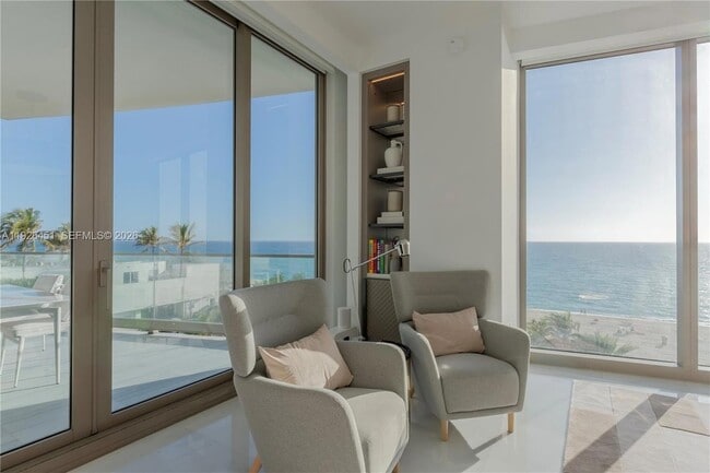 Building Photo - 17975 Collins Ave