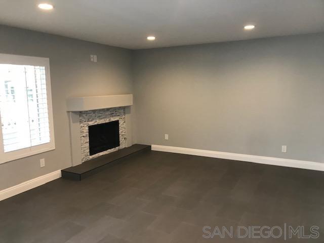 Building Photo - 13959 Midland Rd