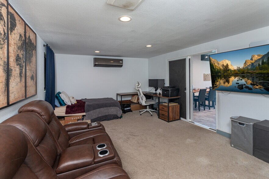 Bedroom 4 - 27222 Plumwood Ave