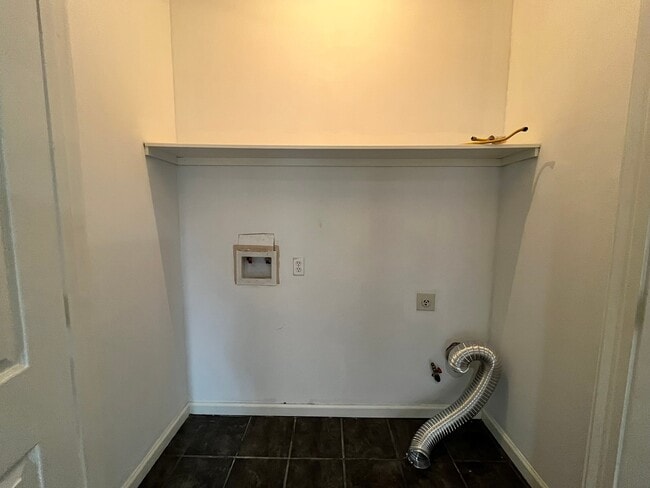 Building Photo - 11918 Chetman Dr