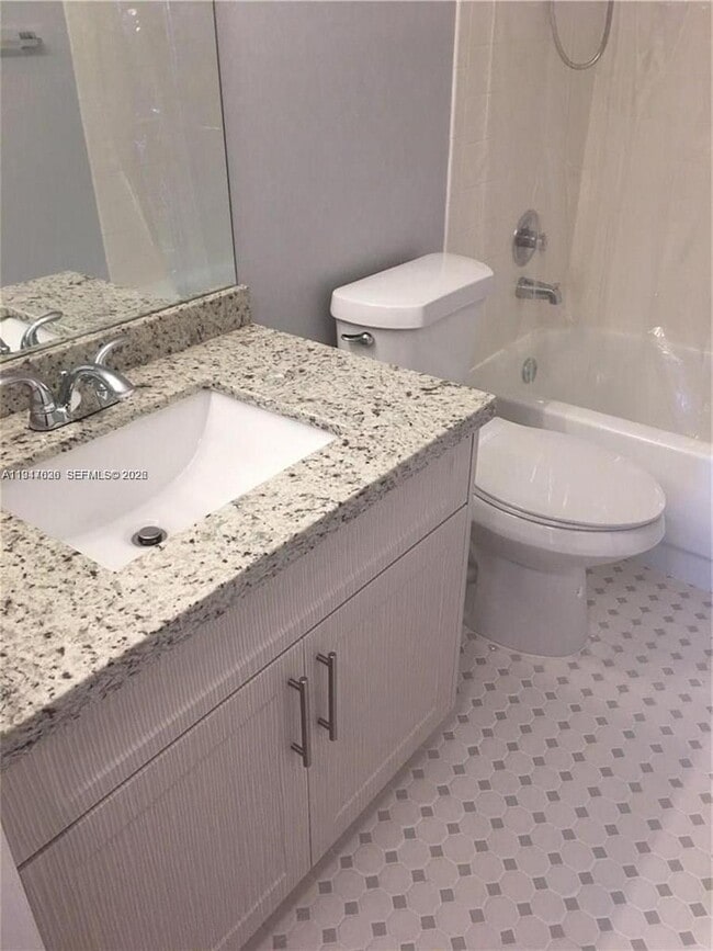 Building Photo - 1400 SW 124th Terrace