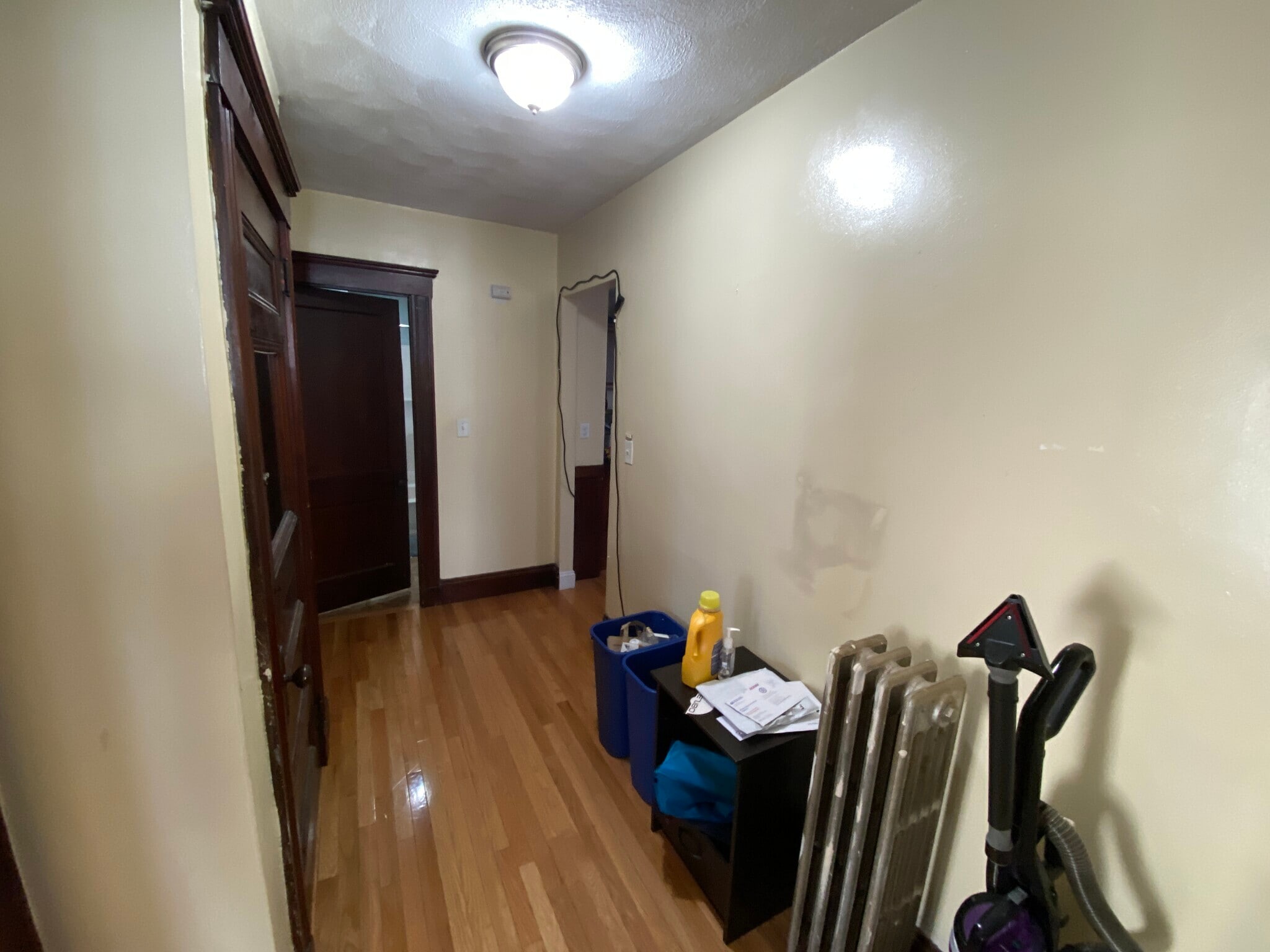 Building Photo - 221 Holland St