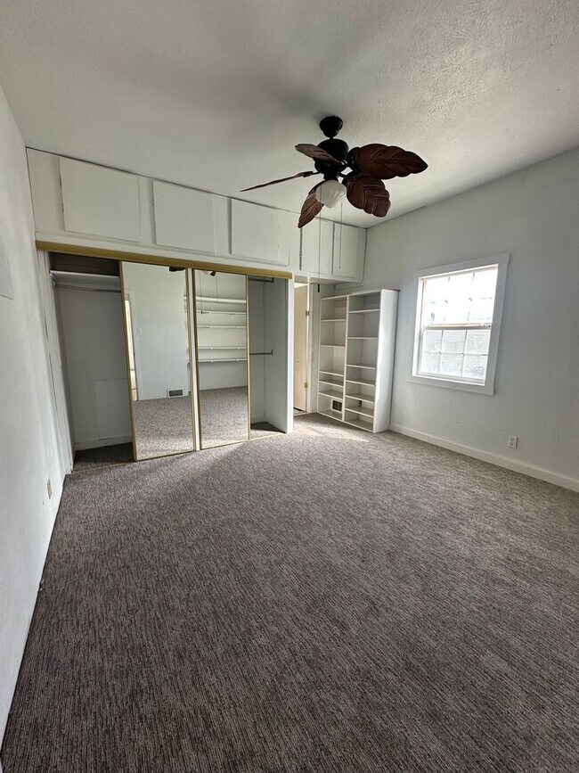 Building Photo - 646 S Coleman St