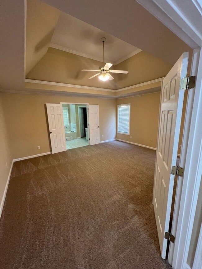 Building Photo - Gorgeous Ranch 4 bedroom 2 bath home in Lawrenceville