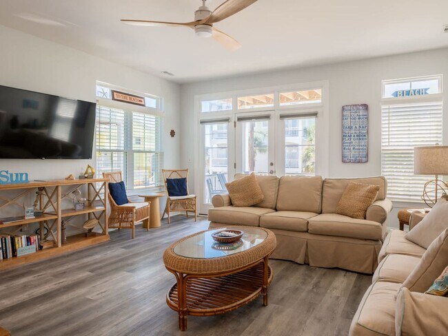 Building Photo - Wright Place Wright Time @ 809 Carolina Beach Ave N #2