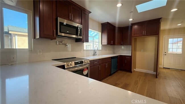 Building Photo - 3344 Brandon St