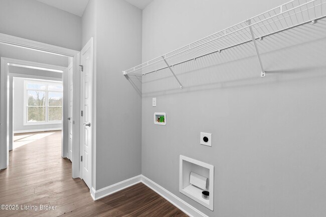 Building Photo - 5919 Ruby Fls Dr