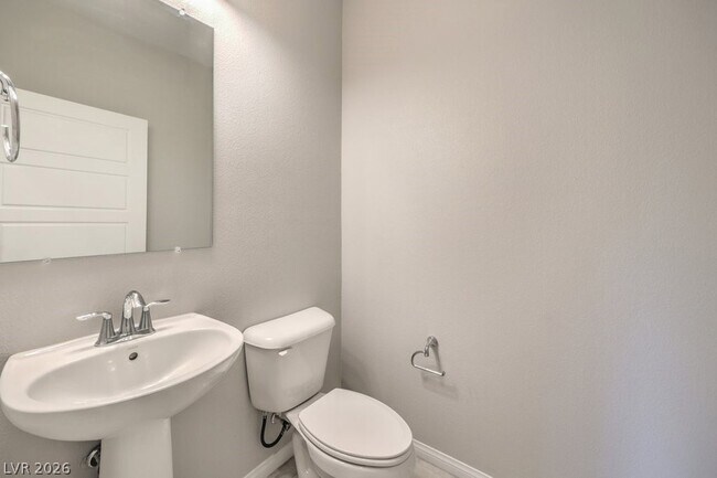 Building Photo - 1028 Via Corto St