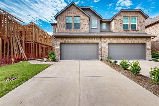 Primary Photo - 1371 Hill Country Pl