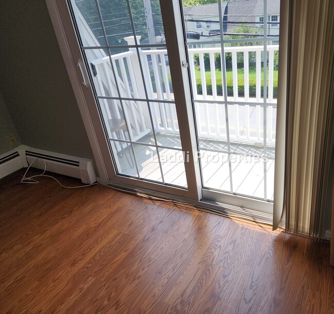 Balcony - 88 Beacon St, Unit 9