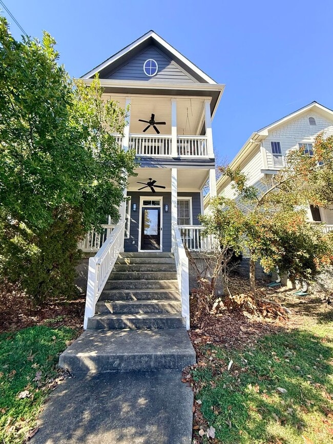 Building Photo - MAY SPECIAL!!  1/2 off 1st full month of rent! This is 12 South living at its finest.