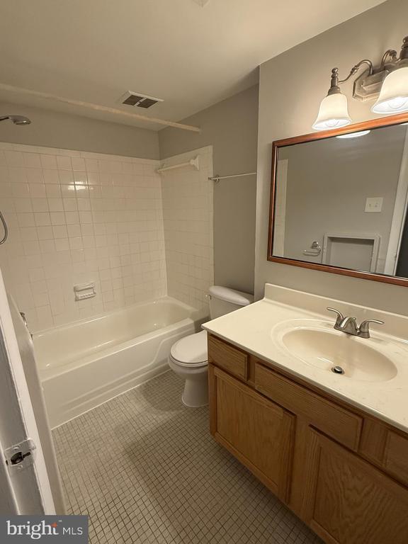 Building Photo - 5245 W Running Brook Rd