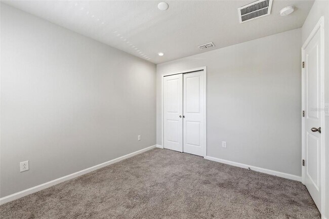 Building Photo - 2587 Everglade Way