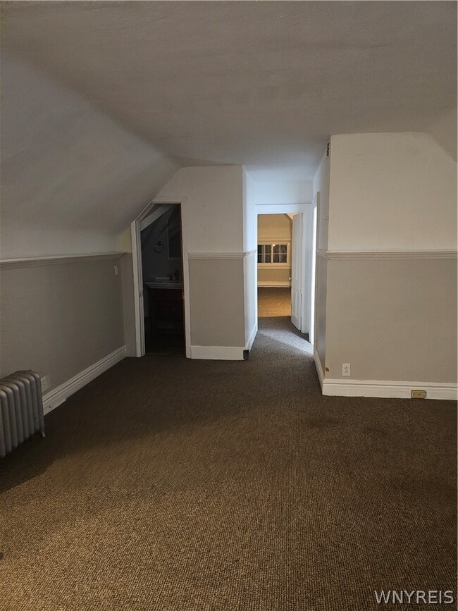 Building Photo - 530 W Ferry St