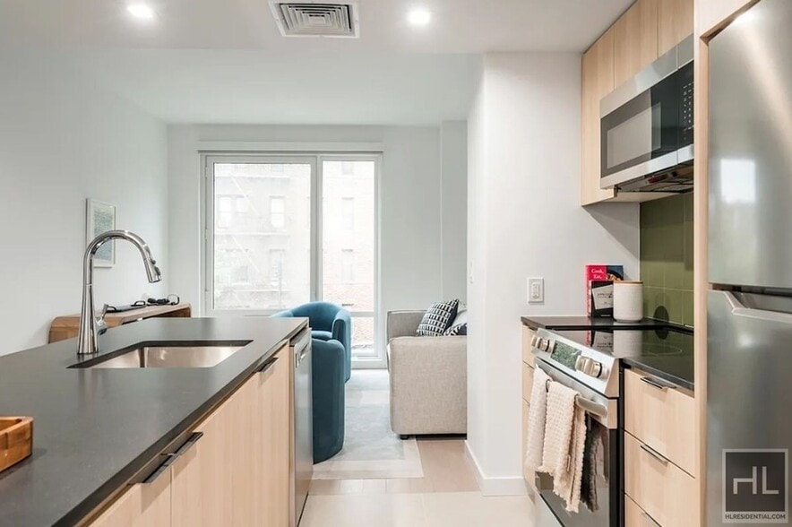 Building Photo - 975 Nostrand Ave