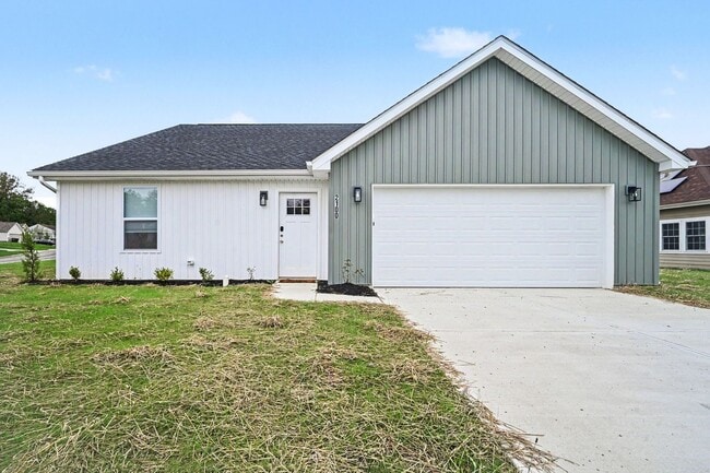 Building Photo - 2100 Thimble Creek Dr