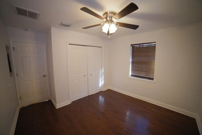 Building Photo - 3384 Barrow Hill Trail