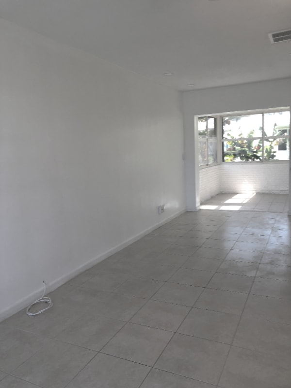 Building Photo - 8409 NW 59th Ct