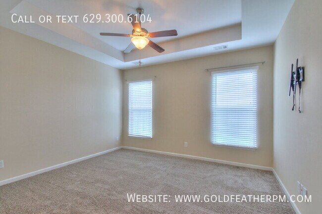 Building Photo - 126 Trenton Ln
