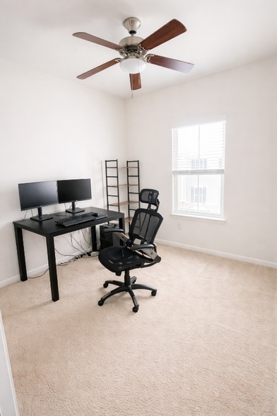 Building Photo - 410 Blue Welsh St