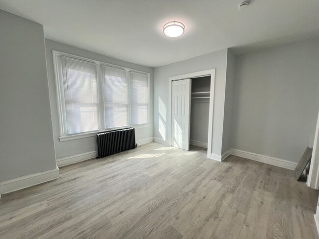 Building Photo - Remodeled 3b/1.5b House. Section 8 ONLY!