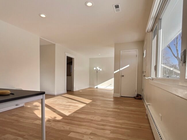 Building Photo - 2946 Knollwood Ln