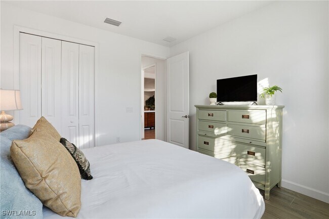 Building Photo - 44481 Mesquite Ln