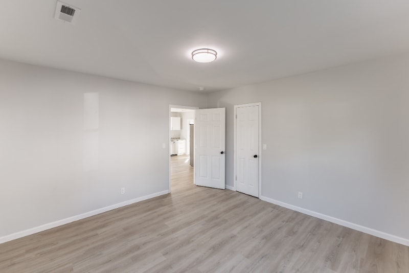 Building Photo - 1223 2nd St SW