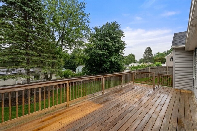 Building Photo - 69 Summit Ave