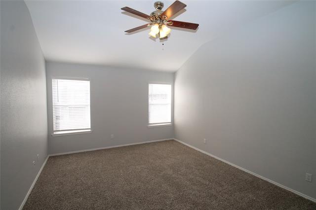 Building Photo - 824 Dixon Ln