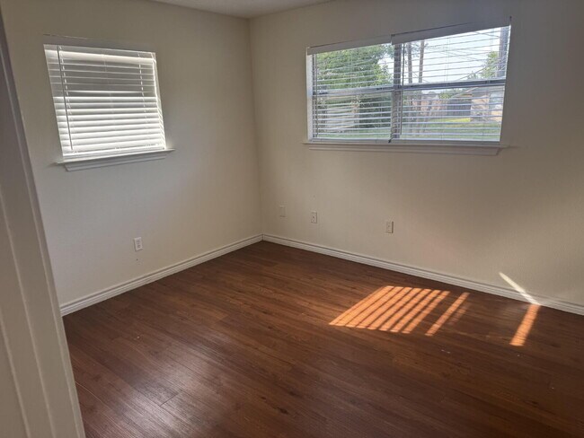 Building Photo - Pecan Cove Apartments – Hidden Gem - Secluded - Tranquil - 2 Bedroom Apartment homes located on a...