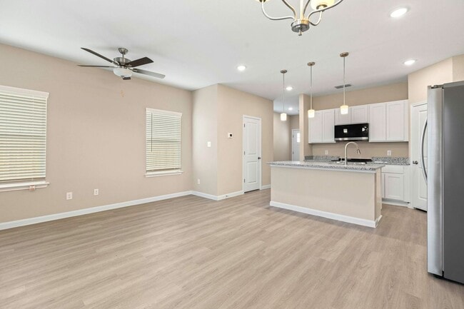 Building Photo - BRAND NEW 3 Bedroom, 2.5 Bathroom, Two-story Townhome