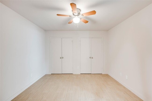 Building Photo - 8110 Willet Trail