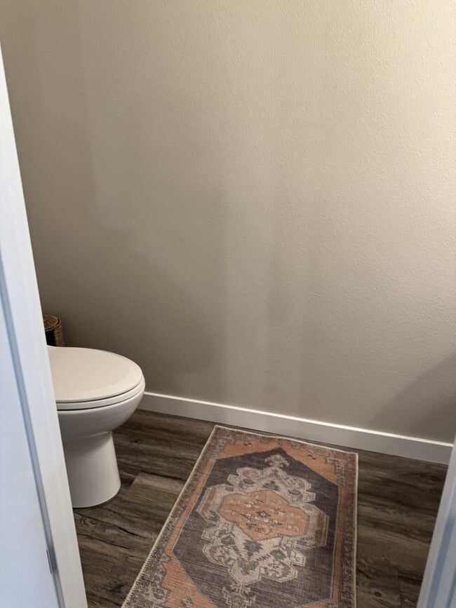 Building Photo - Furnished Hermiston Rental