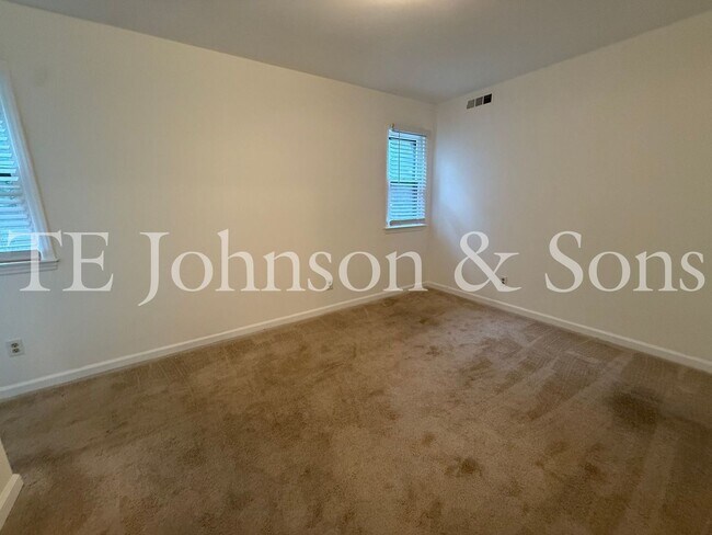 Building Photo - 4309 Walnut Hollow Dr